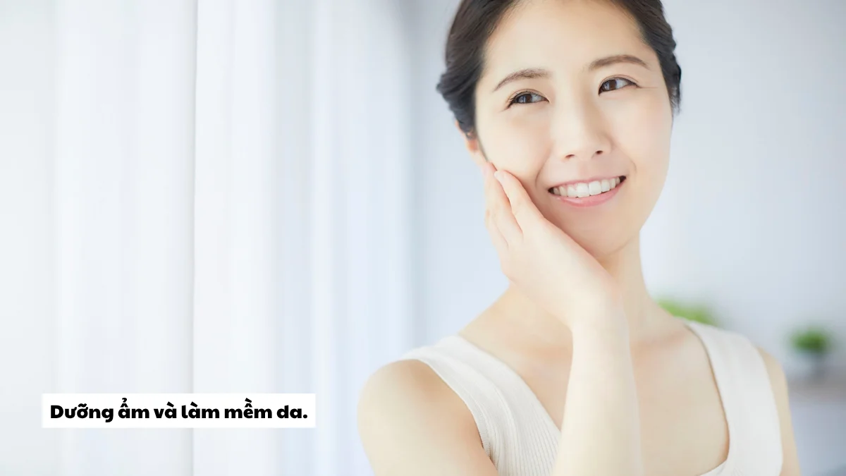 Dầu mè chưa nhiều vitamin E và axit béo giúp làm mềm da